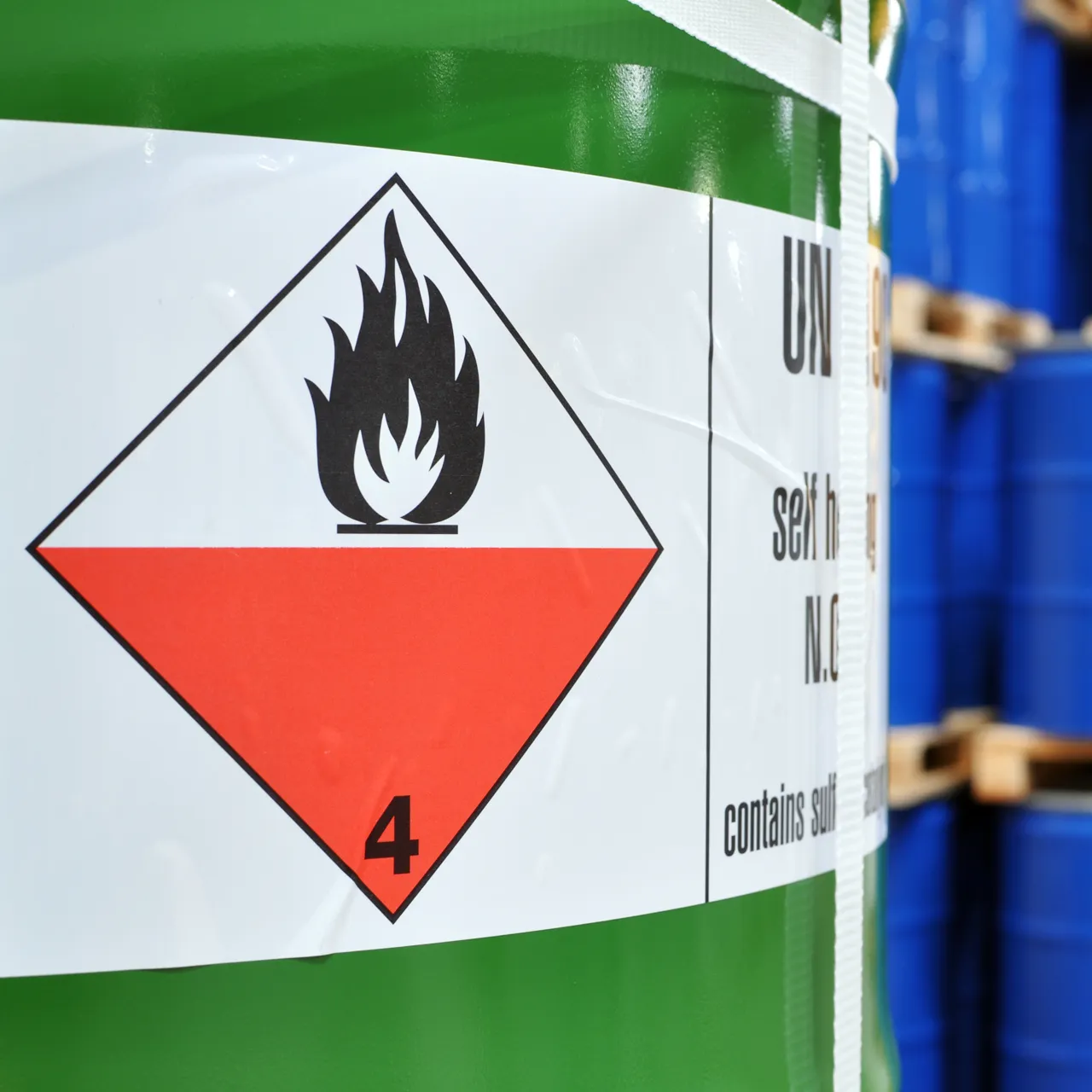 Lagerraum für brennbare Flüssigkeiten und Gefahrstoffe – Unterweisung / Arbeitsanweisung